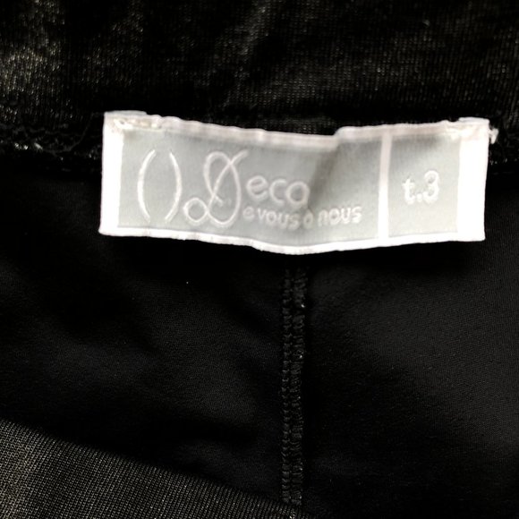 Black Capris with Lower Leg Draping - Picture 4 of 9